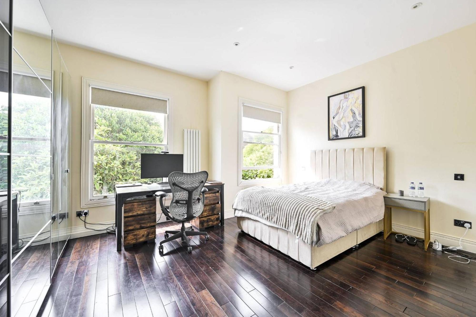 Luxury House Apartment London